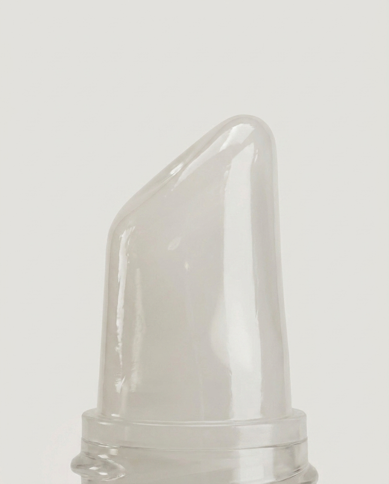 lip veil applicator tip close-up